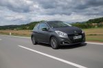 Электрический Peugeot 208 03